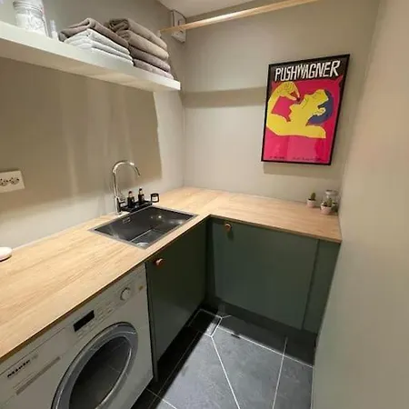 Sentral Og Nyoppusset 4 Roms, Med Gratis Parkering! Appartement Trondheim